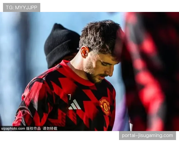 曼联外租小将阿玛斯或因非洲杯提前回归,谢周三扣分降级几成定局 曼联外租小将阿玛斯或因非洲杯提前回归,谢周三扣分降级几成定局