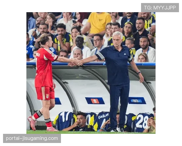 欧冠比赛日，马德里与曼彻斯特警方加强联动应对可能的球迷冲突