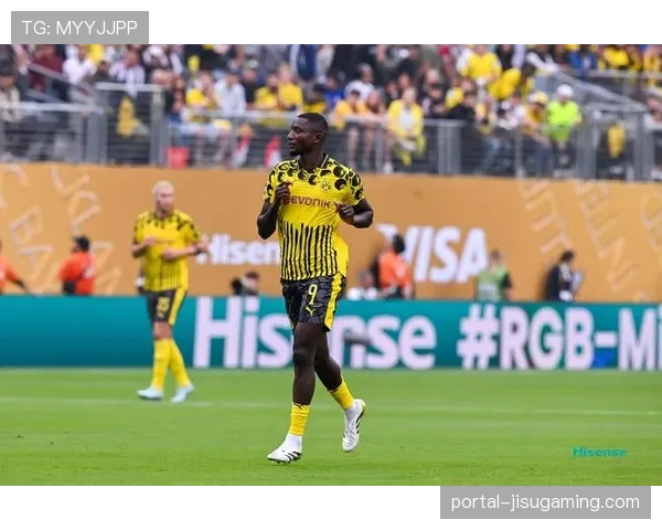 专家分析：从欧冠淘汰赛看，三中卫体系是否重新成为潮流？